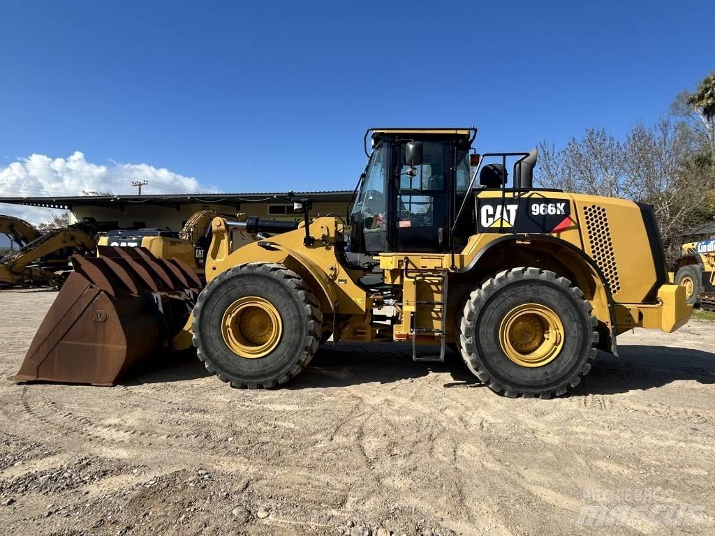 CAT 966 K Колесни товарачи
