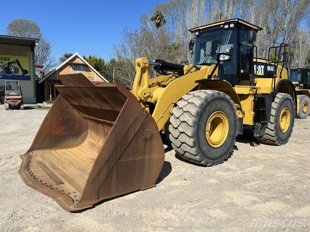 CAT 966 K Колесни товарачи
