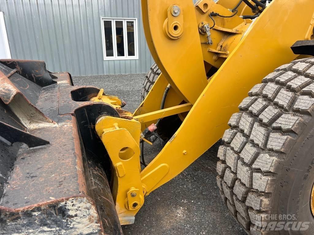 CAT 926 M Колесни товарачи