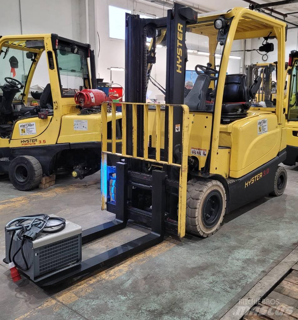 Hyster J 3.0 XN Електрически вилични кари-повдигачи