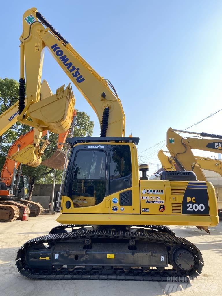 Komatsu PC200 Верижен екскаватор