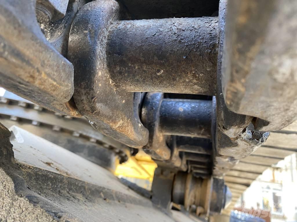 Komatsu PC200 Верижен екскаватор