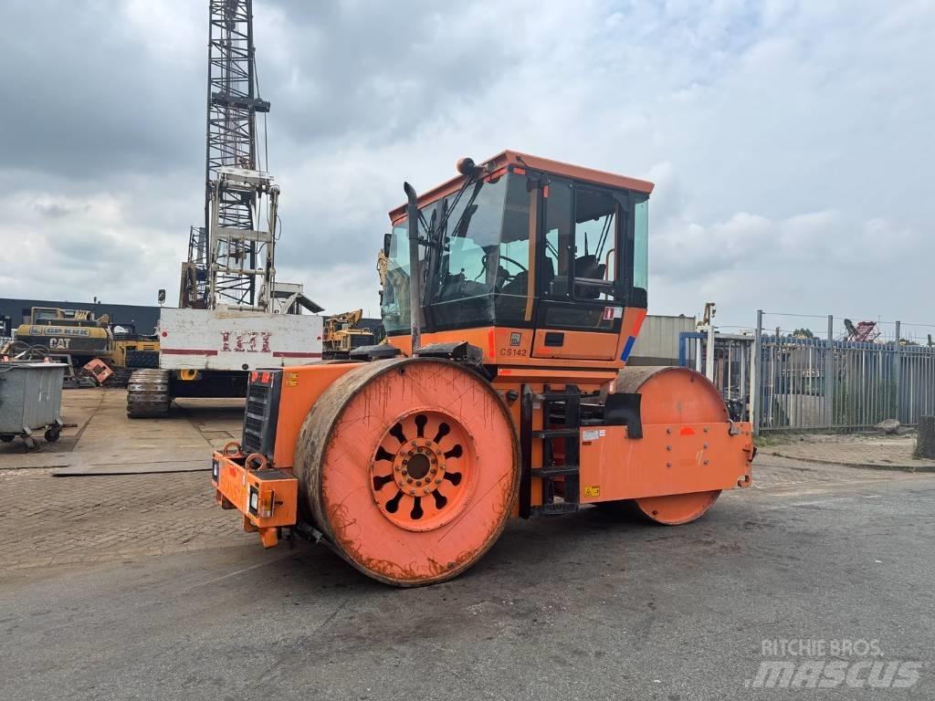 Dynapac CS 142 Двойни барабанни ролки
