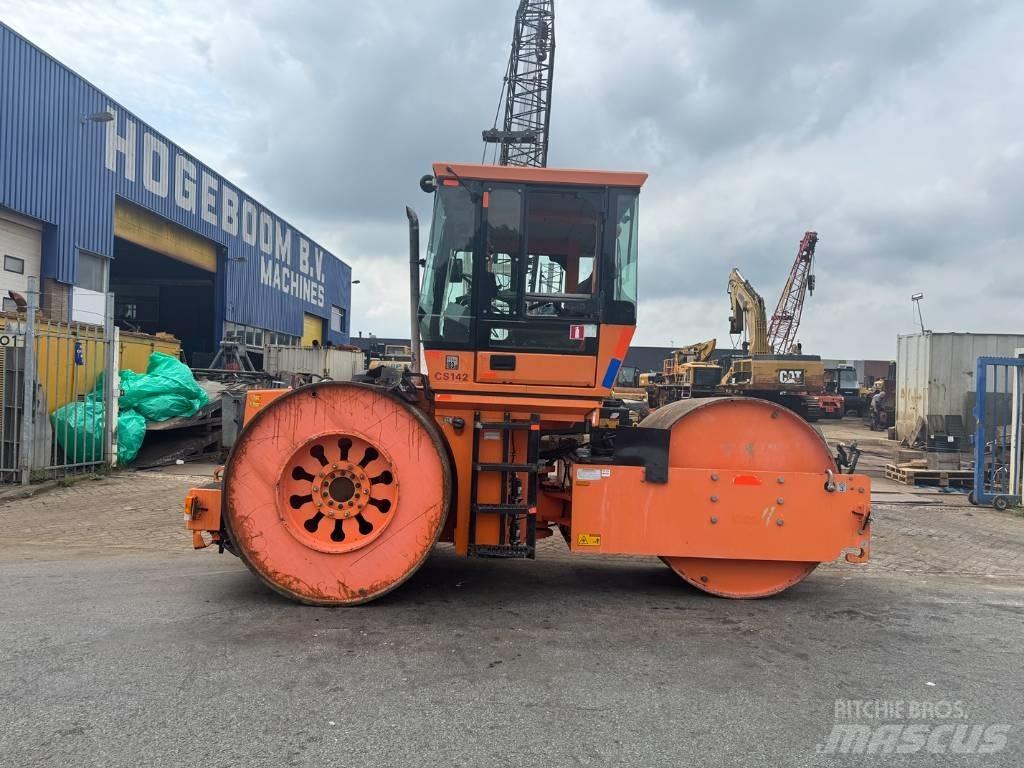 Dynapac CS 142 Двойни барабанни ролки
