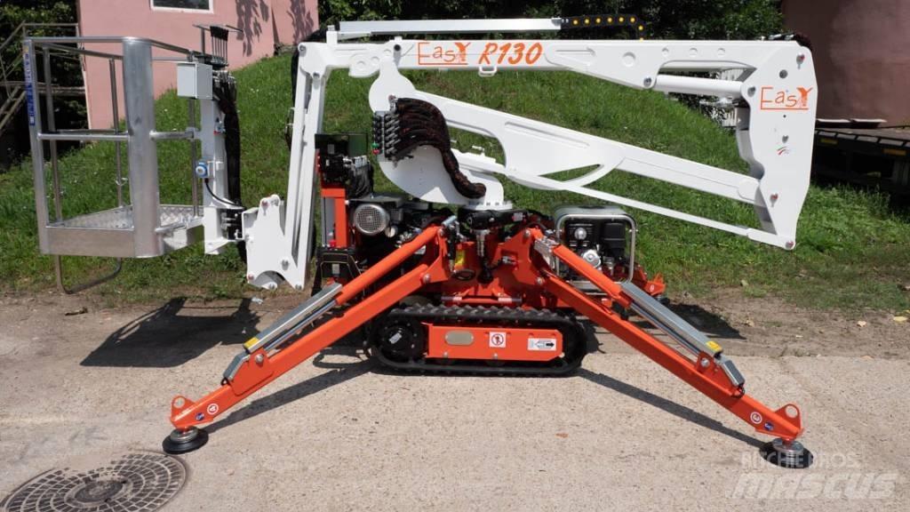 EasyLift R 130 Моторизирани платформи с ремарке