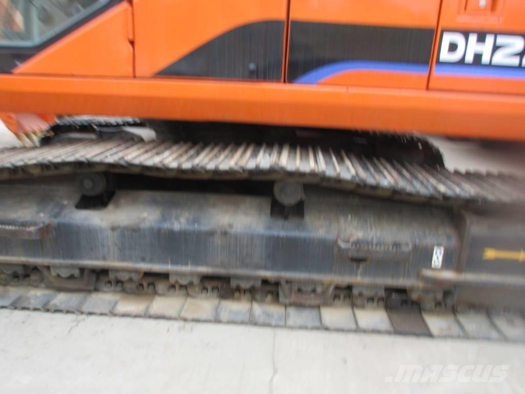 Doosan DX 220 LC-9 Верижен екскаватор