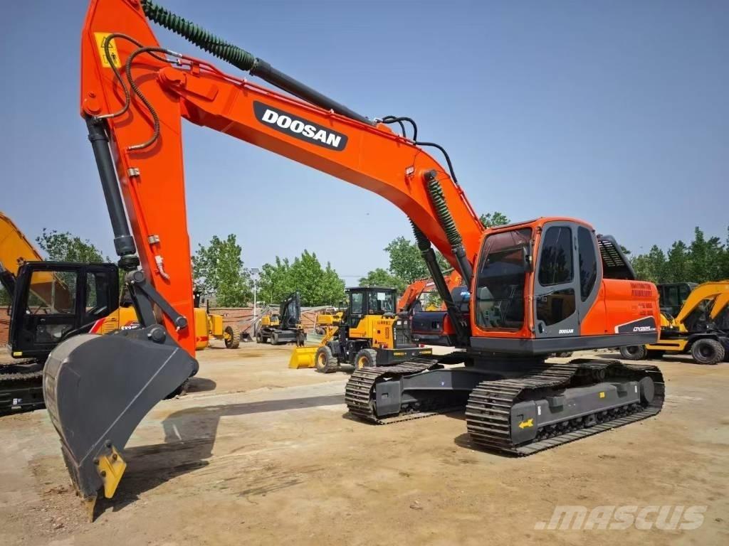 Doosan DX 225 LC Верижен екскаватор