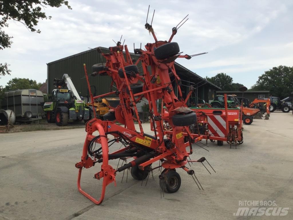 Kuhn GF 8702 Гребла и сенообръщачки