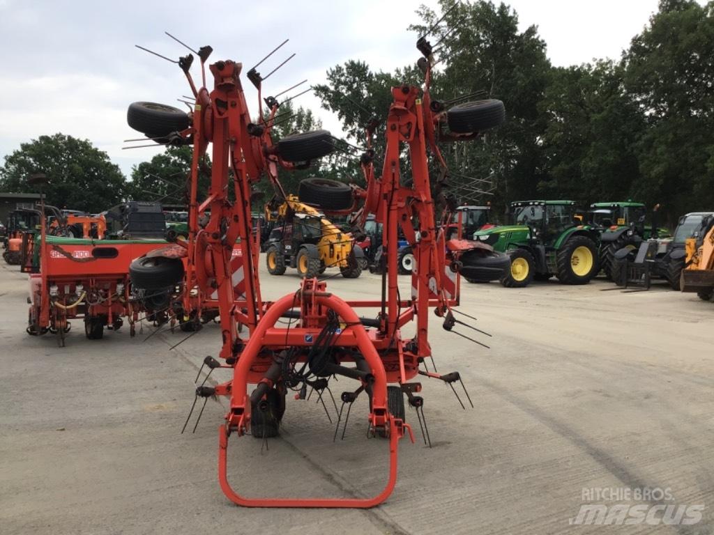Kuhn GF 8702 Гребла и сенообръщачки