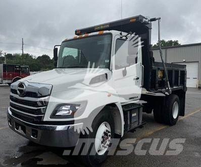 Hino L7 Самосвал