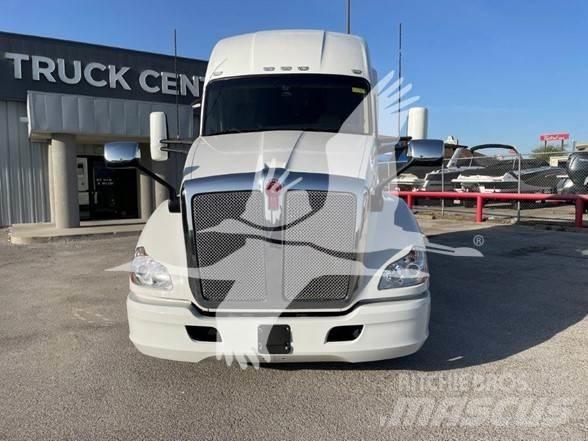 Kenworth T680 Влекачи