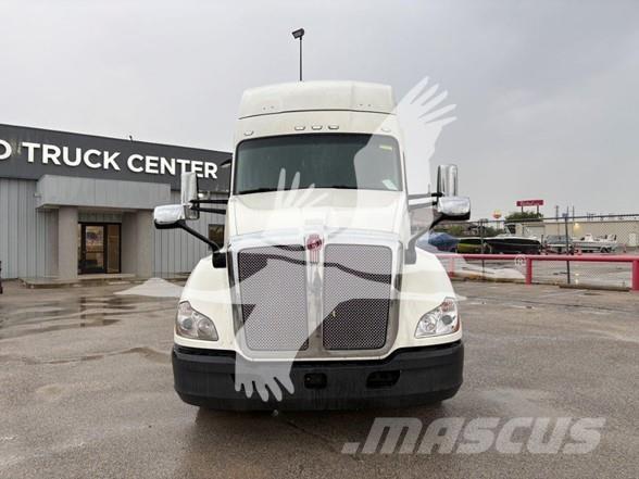 Kenworth T680 Влекачи