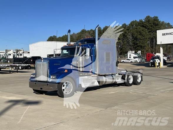 Kenworth W900L Влекачи