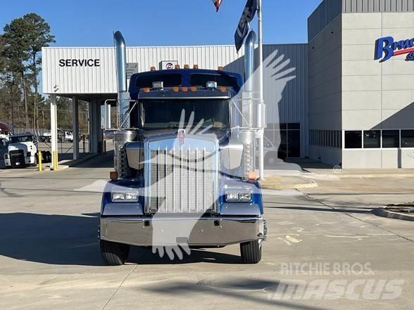 Kenworth W900L Влекачи