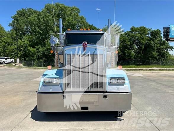 Kenworth W900L Влекачи