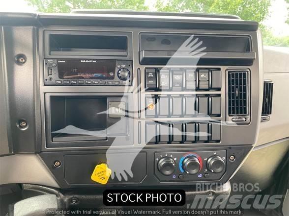 Mack MD6 Строителство - Други