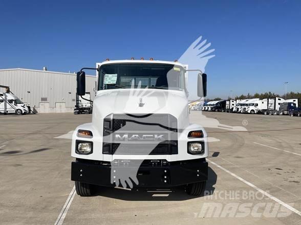 Mack MD6 Строителство - Други