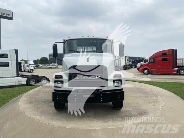 Mack MD6 Бордови