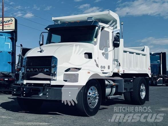Mack MD6 Самосвал