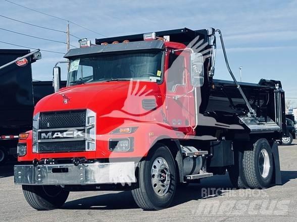 Mack MD6 Самосвал