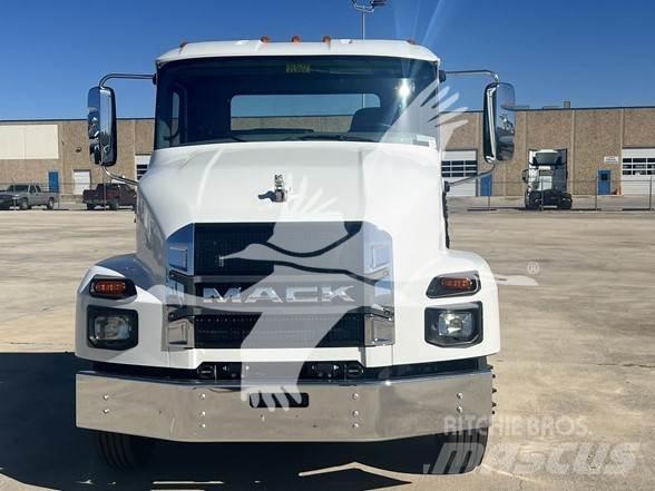 Mack MD6 Шаси кабини