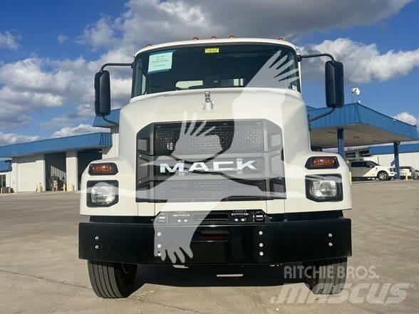 Mack MD6 Камиони за отпадъци