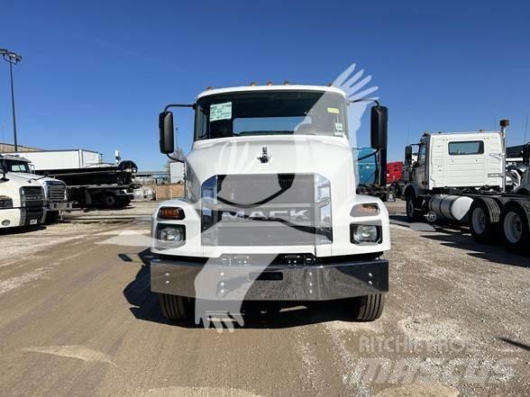Mack MD6 Шаси кабини