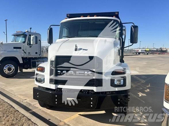 Mack MD6 Самосвал