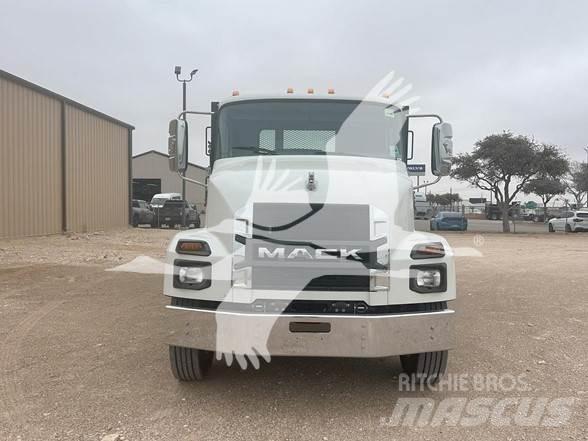 Mack MD6 Строителство - Други