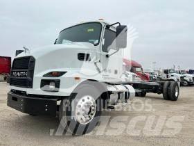 Mack MD6 Шаси кабини