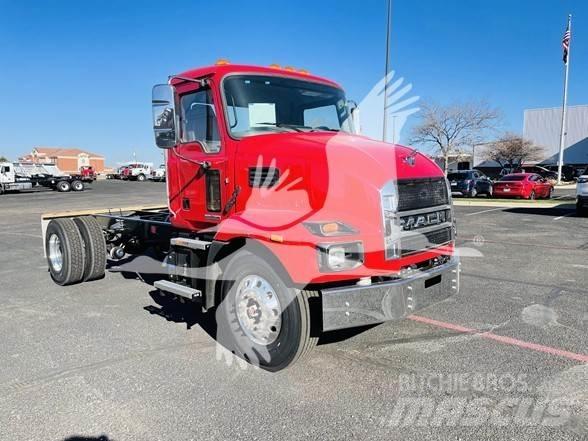 Mack MD6 Шаси кабини