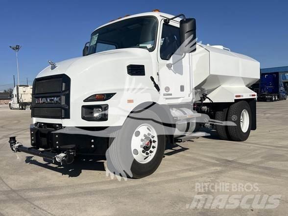 Mack MD6 Цистерна