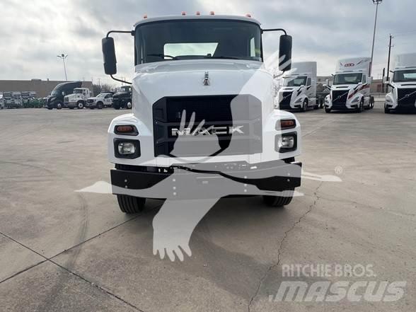 Mack MD6 Шаси кабини