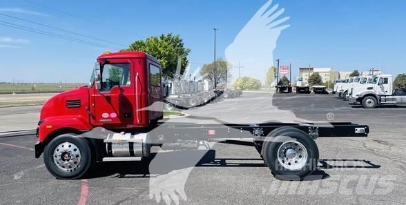 Mack MD6 Шаси кабини