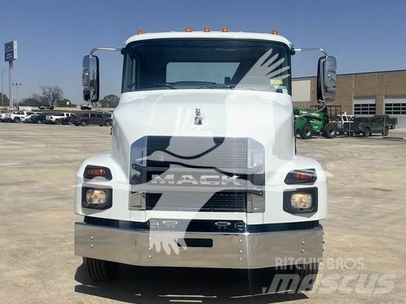 Mack MD6 Шаси кабини
