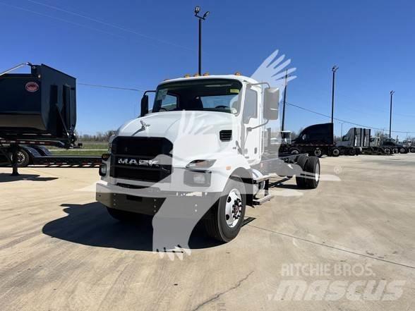 Mack MD6 Шаси кабини
