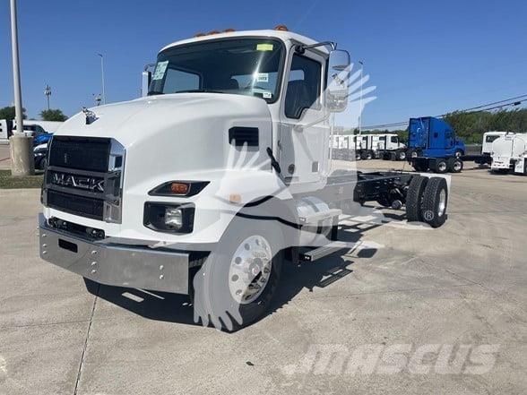 Mack MD6 Влекачи