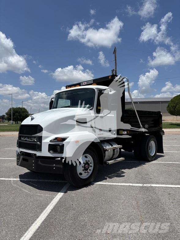 Mack MD6 Самосвал