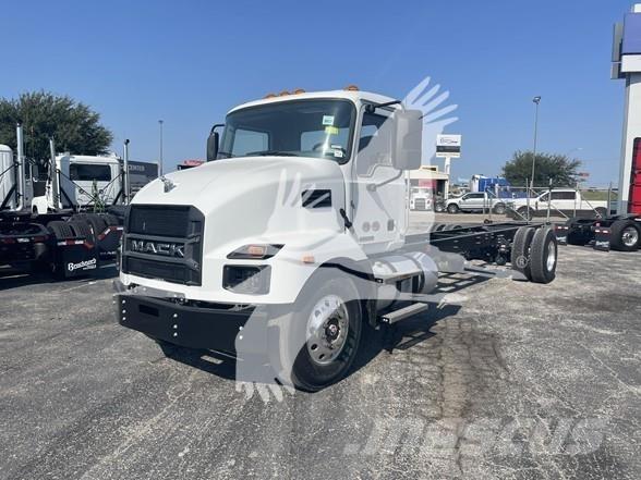 Mack MD6 Шаси кабини