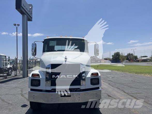 Mack MD6 Шаси кабини