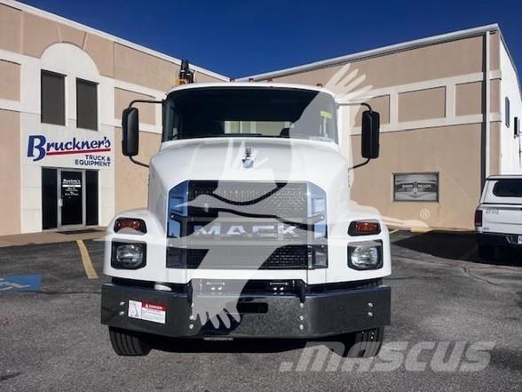 Mack MD6 Строителство - Други