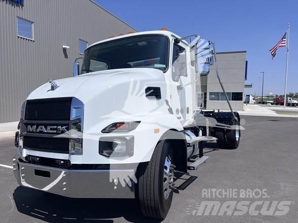 Mack MD7 Строителство - Други