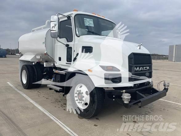 Mack MD7 Цистерна