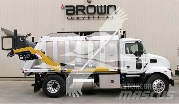 Mack MD7 Строителство - Други