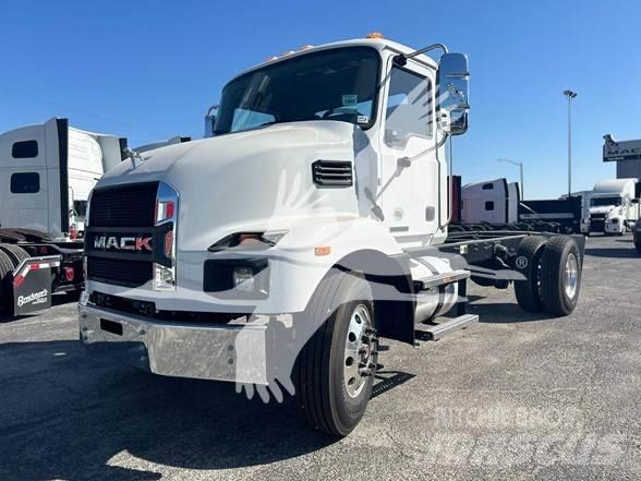 Mack MD7 Шаси кабини