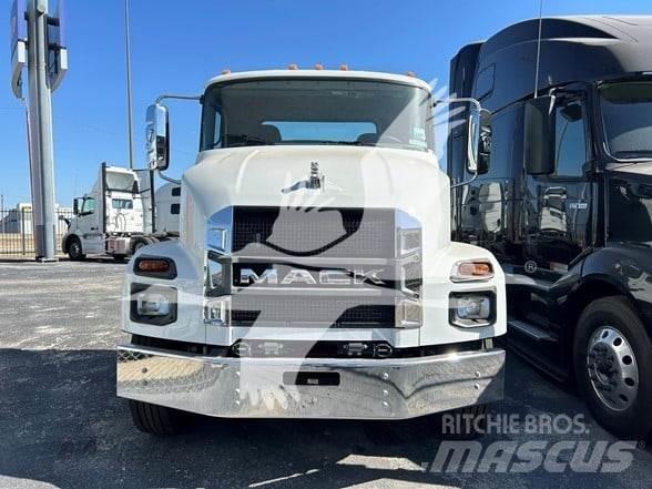 Mack MD7 Шаси кабини