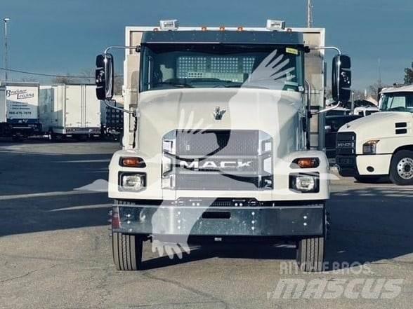 Mack MD7 Строителство - Други