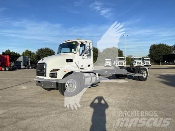 Mack MD7 Шаси кабини
