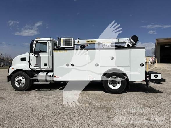 Mack MD7 Строителство - Други