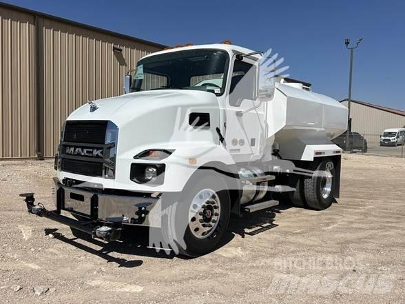 Mack MD7 Цистерна